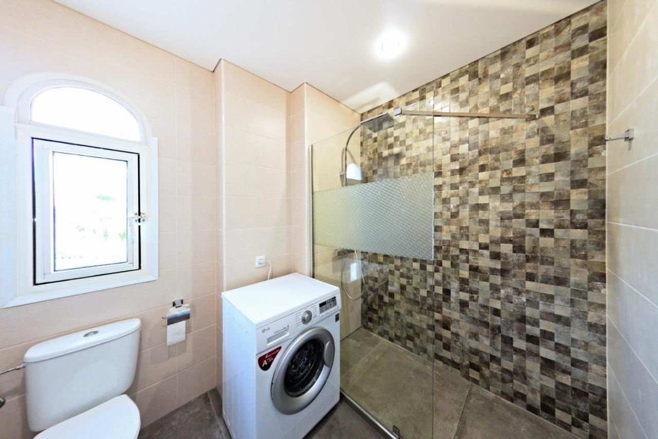Club Atlantis Aparthotel Ocean View Costa Adeje  Bagian luar foto