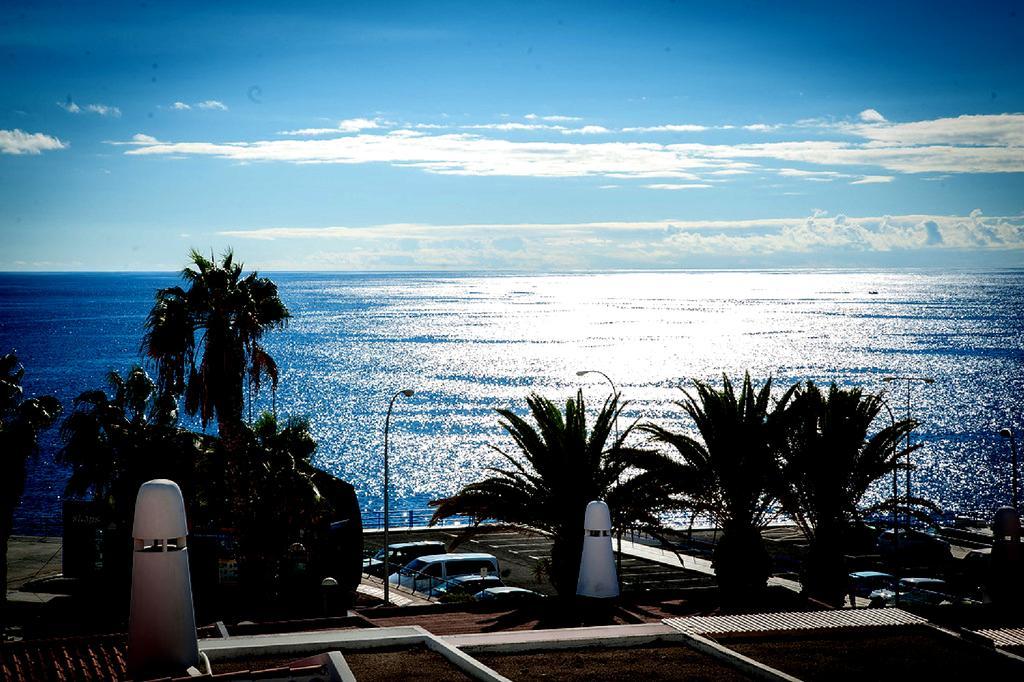 Club Atlantis Aparthotel Ocean View Costa Adeje  Bagian luar foto