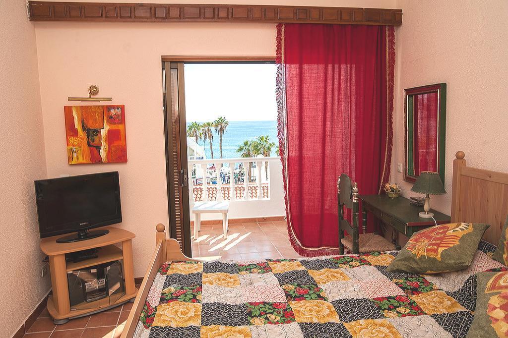 Club Atlantis Aparthotel Ocean View Costa Adeje  Bagian luar foto